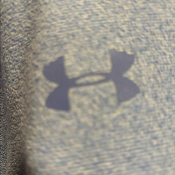 Like new-Hooded Women’s Blue Under Armour jacket - Picture 7 of 9